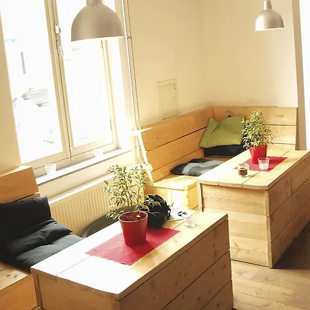 3be Backpackers Bed & Breakfast Hostel *