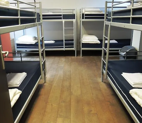 3be Backpackers Bed & Breakfast Hostel *