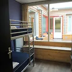 3be埃因霍温背包客住宿加早餐旅馆 旅馆 *