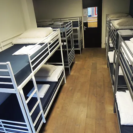 3be Backpackers Bed & Breakfast *