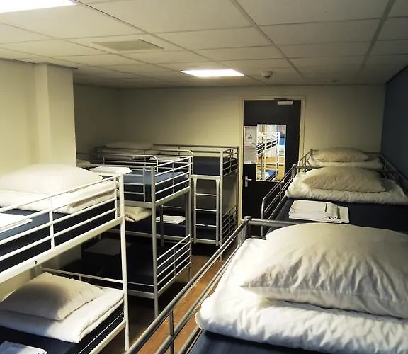 3be Backpackers Bed & Breakfast *