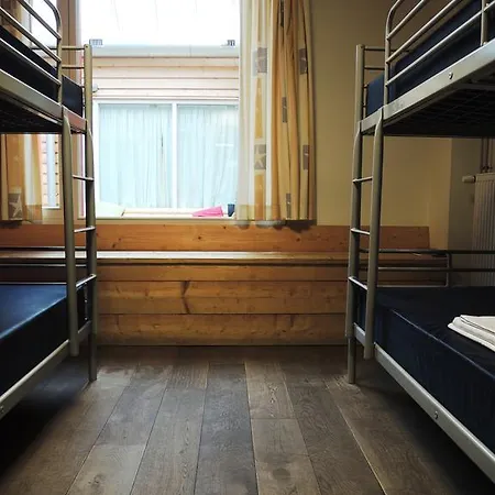 Hostel 3be Backpackers Bed & Breakfast