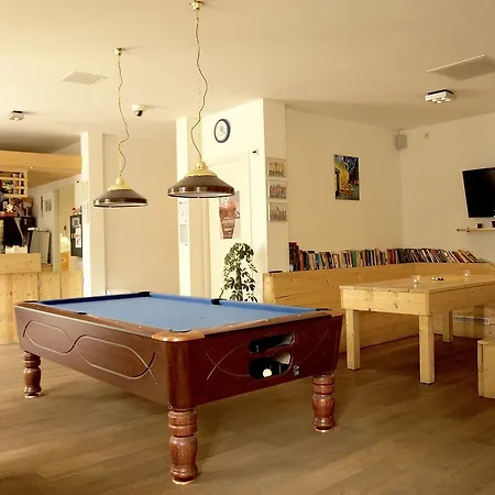 3be Backpackers Bed & Breakfast