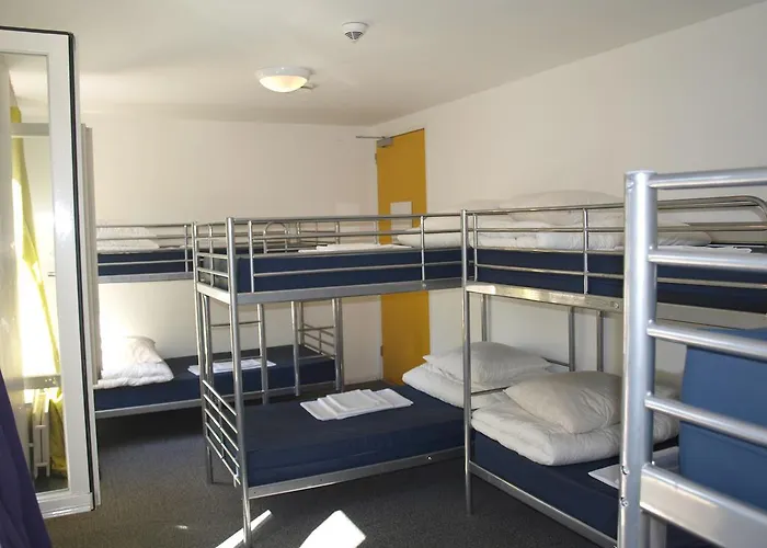 3be Backpackers Bed & Breakfast Hostel *